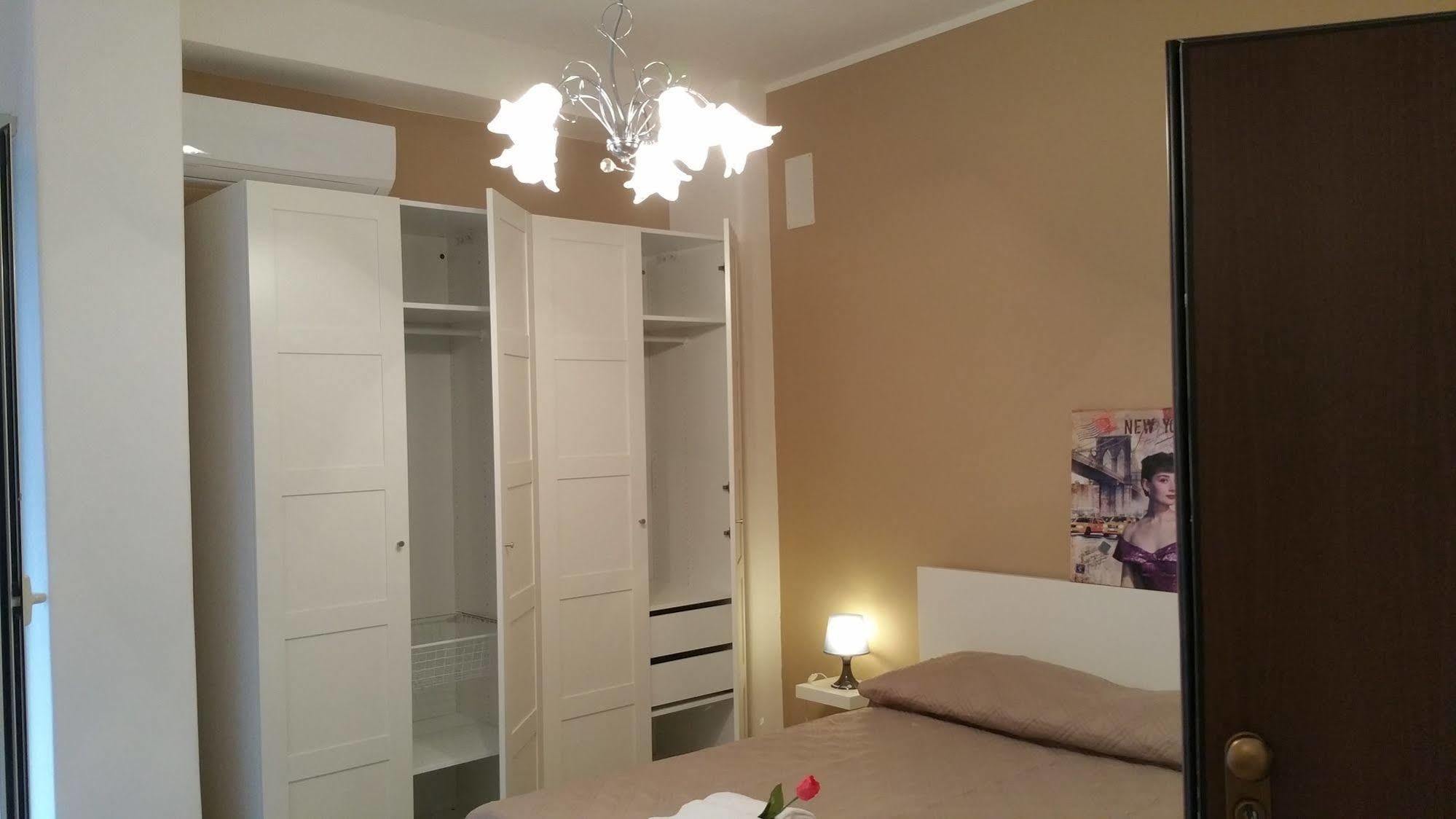 B&B Teocrito 카타니아 외부 사진